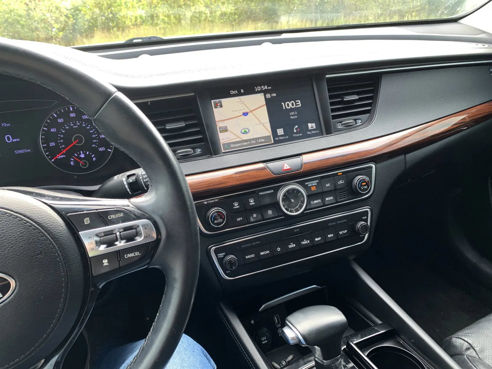 Used 2019 Kia Cadenza Technology FWD image 14