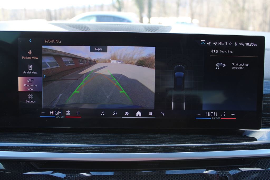 Used 2024 BMW X5 xDrive40i w/ M Sport Package image 18