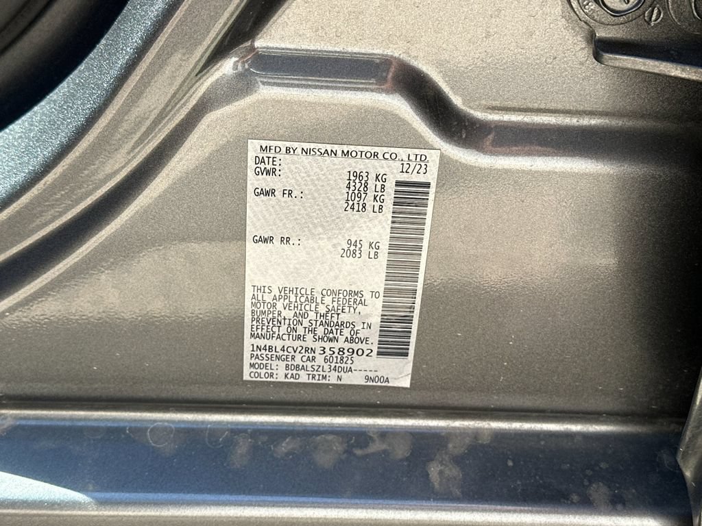 Used 2024 Nissan Altima 2.5 SR FWD image 42