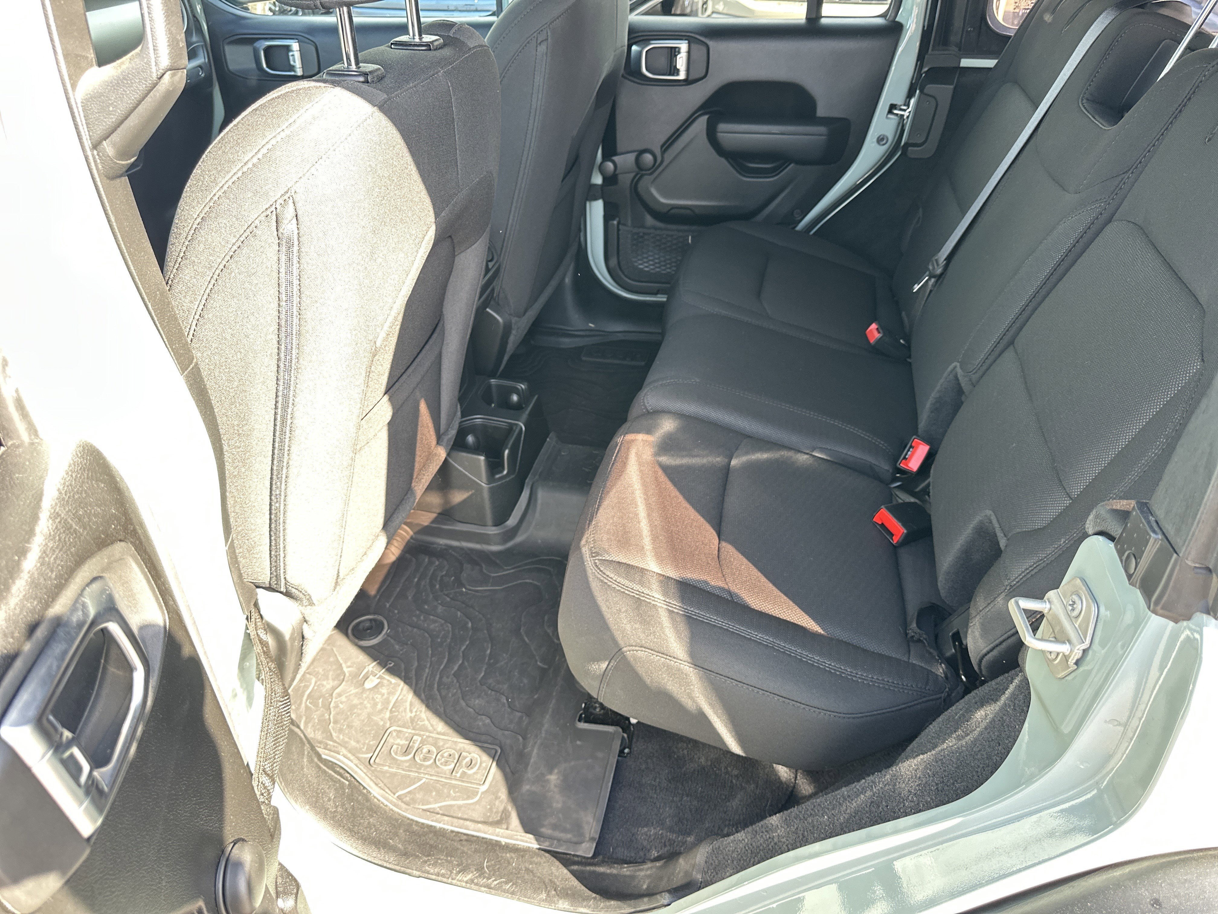 Used 2023 Jeep Wrangler Sport image 21