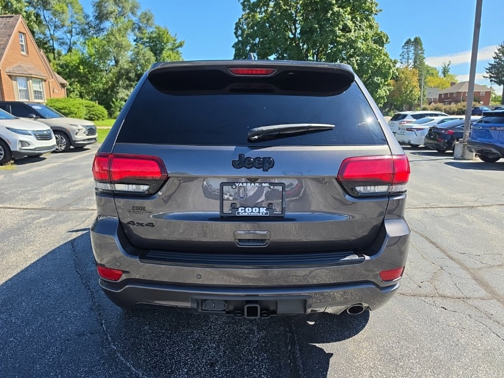 Used 2017 Jeep Grand Cherokee Altitude AWD/4WD image 6