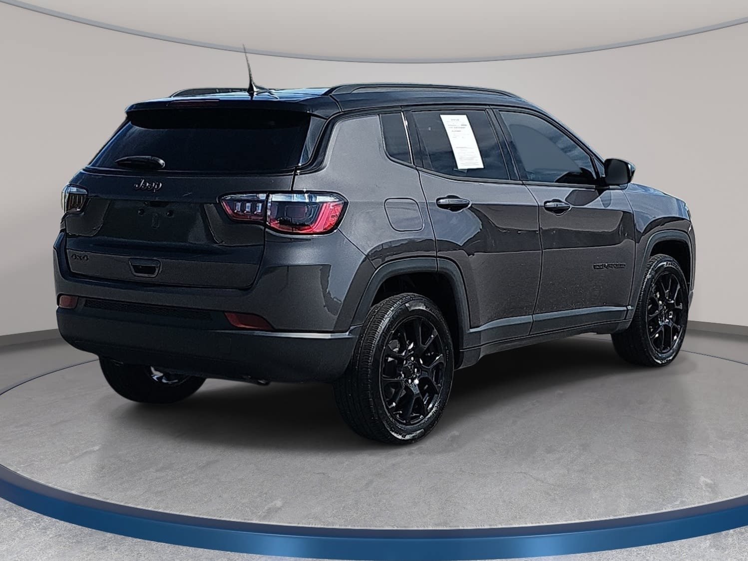 Used 2024 Jeep Compass Latitude w/ Altitude Special Edition AWD/4WD image 5