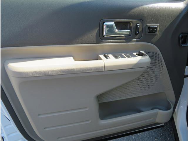 Used 2010 Ford Edge Limited FWD image 14