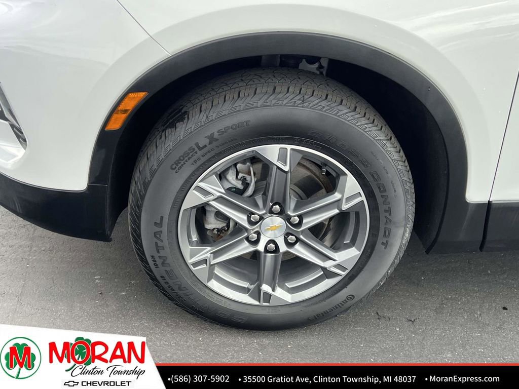 Certified 2024 Chevrolet Blazer LT w/ Convenience Package FWD image 9