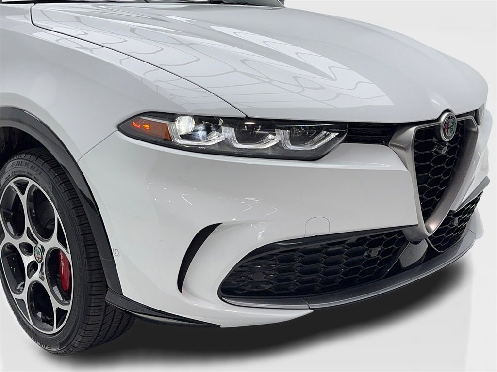 New 2024 Alfa Romeo Tonale Ti image 3