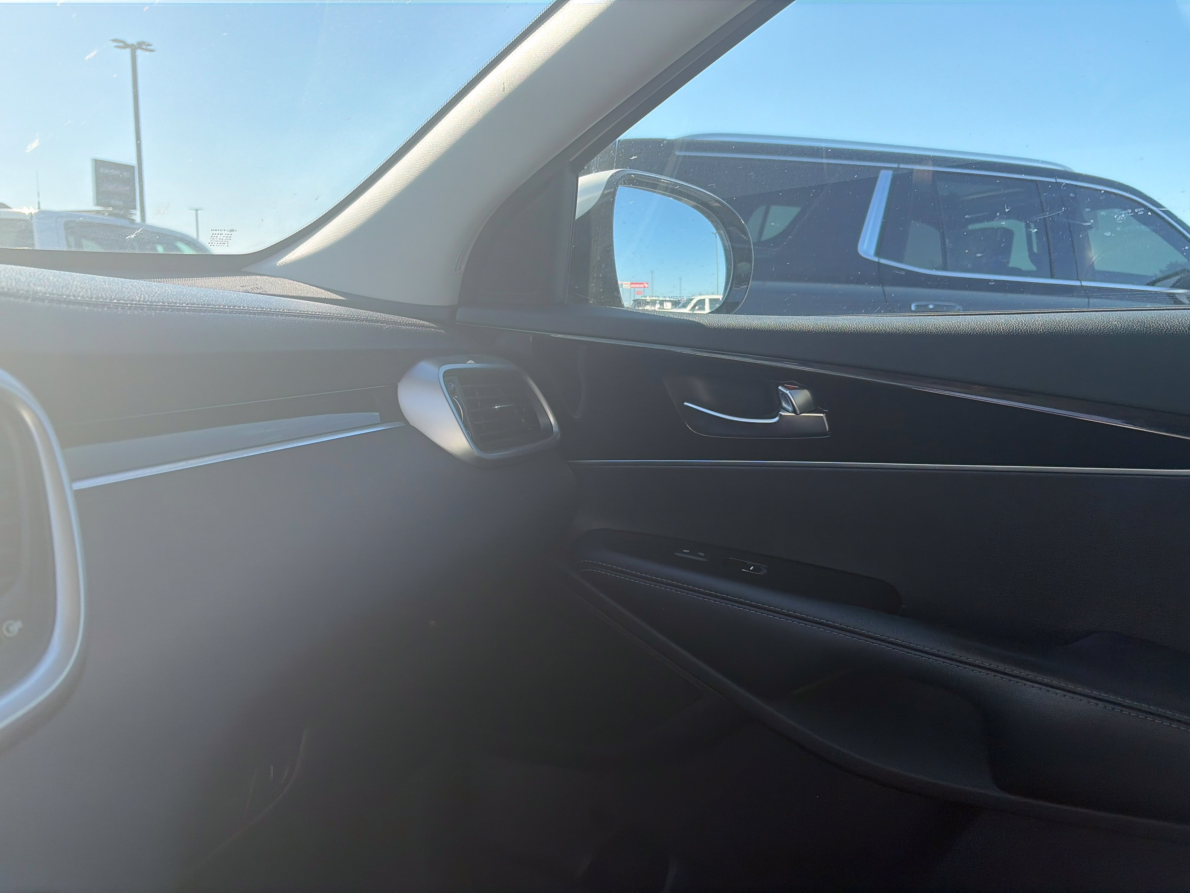Used 2019 Kia Sorento L FWD image 15