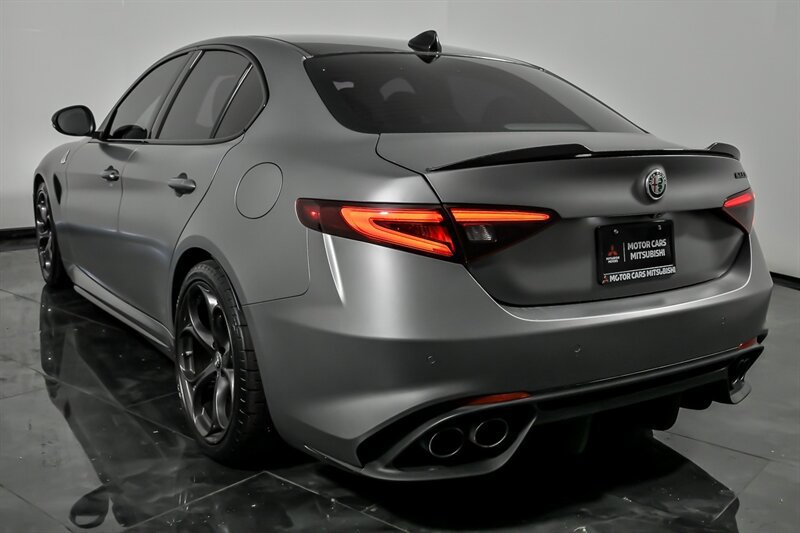 Used 2019 Alfa Romeo Giulia Quadrifoglio RWD image 8