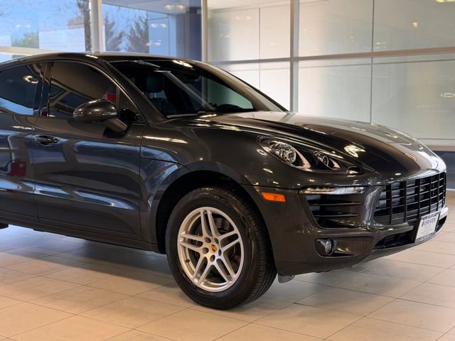 Used 2018 Porsche Macan Sport Edition AWD/4WD image 5