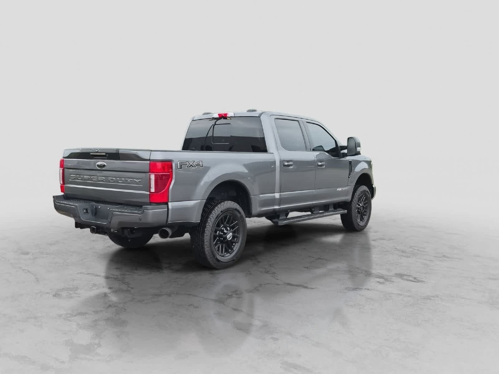 Used 2022 Ford F250 Lariat w/ Black Appearance Package AWD/4WD image 8