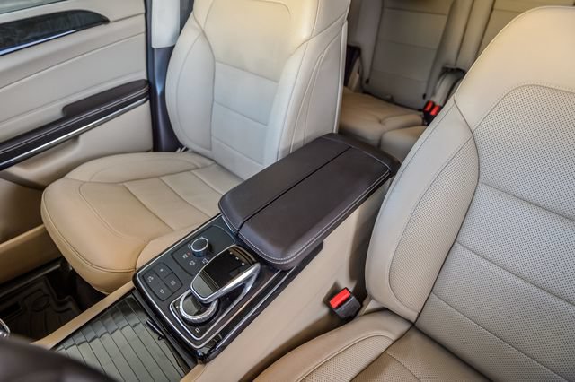 Used 2018 Mercedes-Benz GLS 550 4MATIC image 38