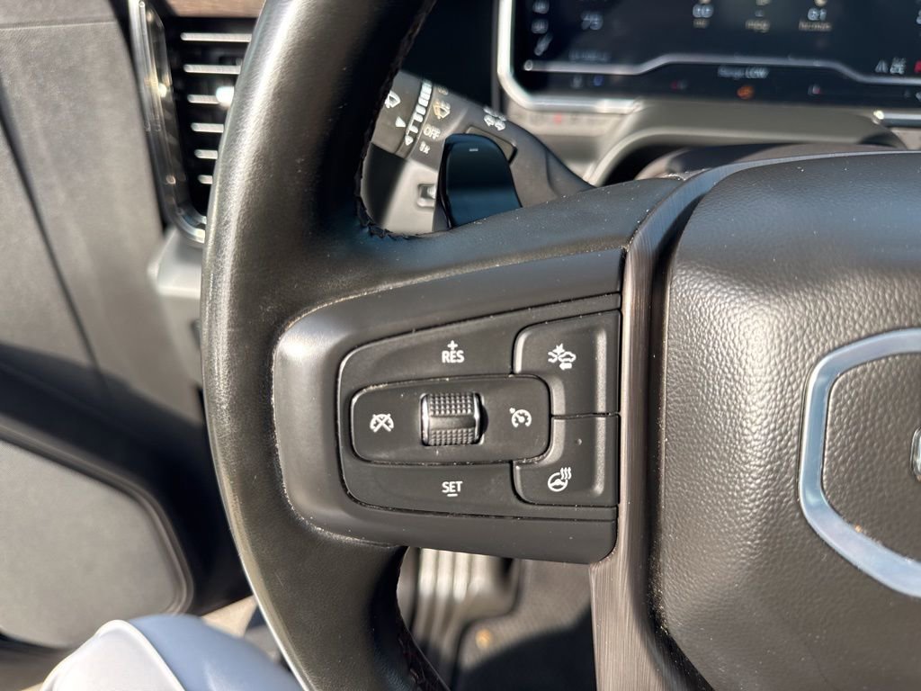 Used 2024 GMC Sierra 1500 AT4 w/ Technology Package AWD/4WD image 15