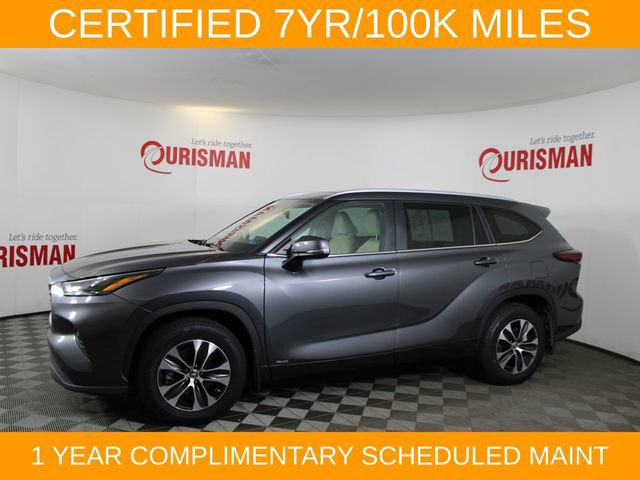 Used 2024 Toyota Highlander XLE AWD/4WD image 3