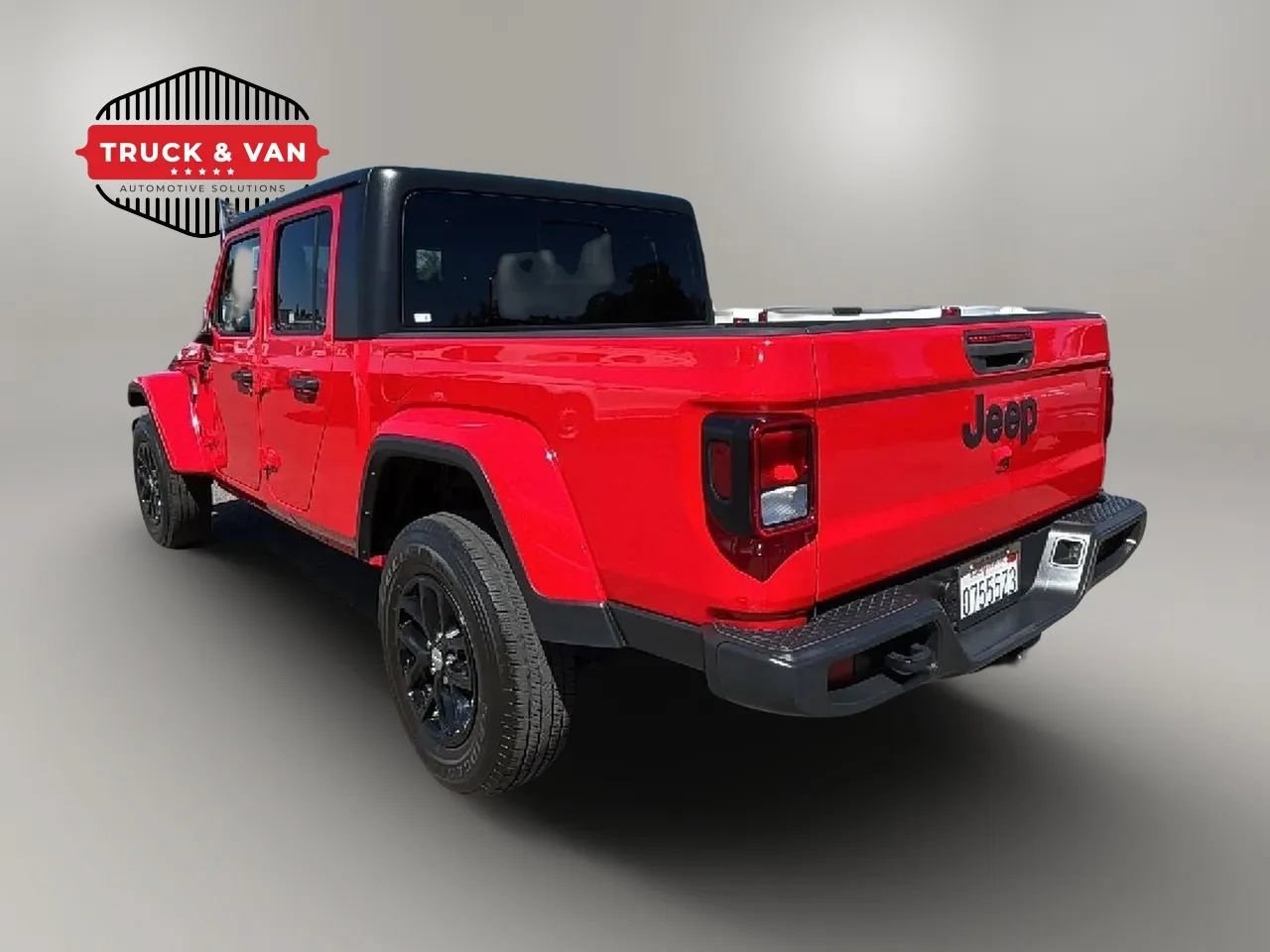 Used 2023 Jeep Gladiator Sport AWD/4WD image 4