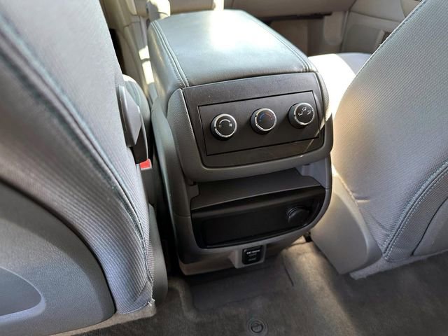 Used 2015 Chevrolet Traverse LS FWD image 12