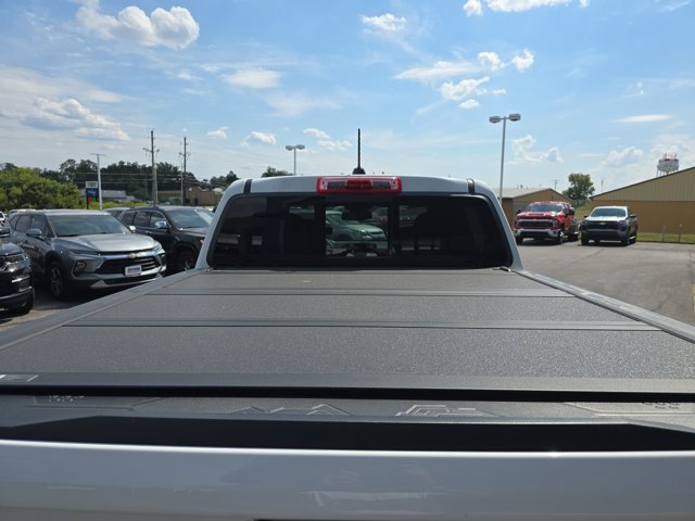 Used 2024 Chevrolet Colorado ZR2 w/ ZR2 Convenience Package III image 16