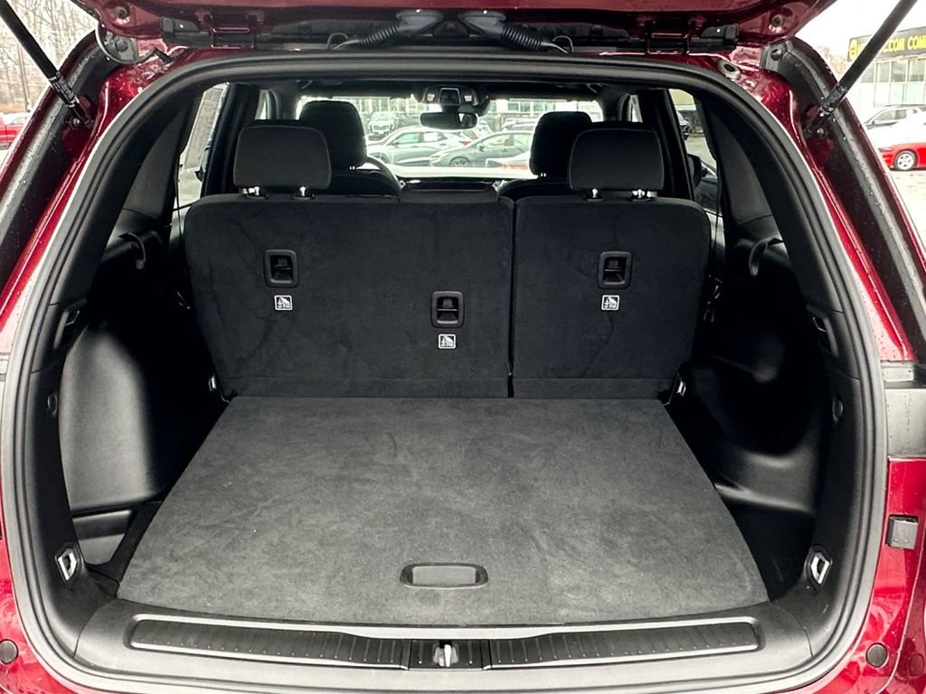 Used 2024 Jeep Grand Cherokee Laredo X image 26