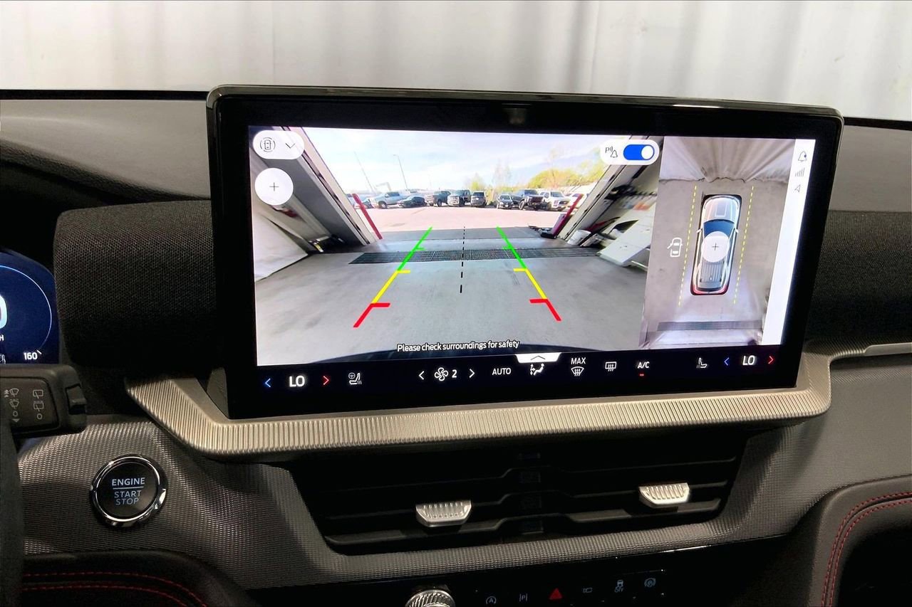 Certified 2025 Ford Explorer ST-Line image 24