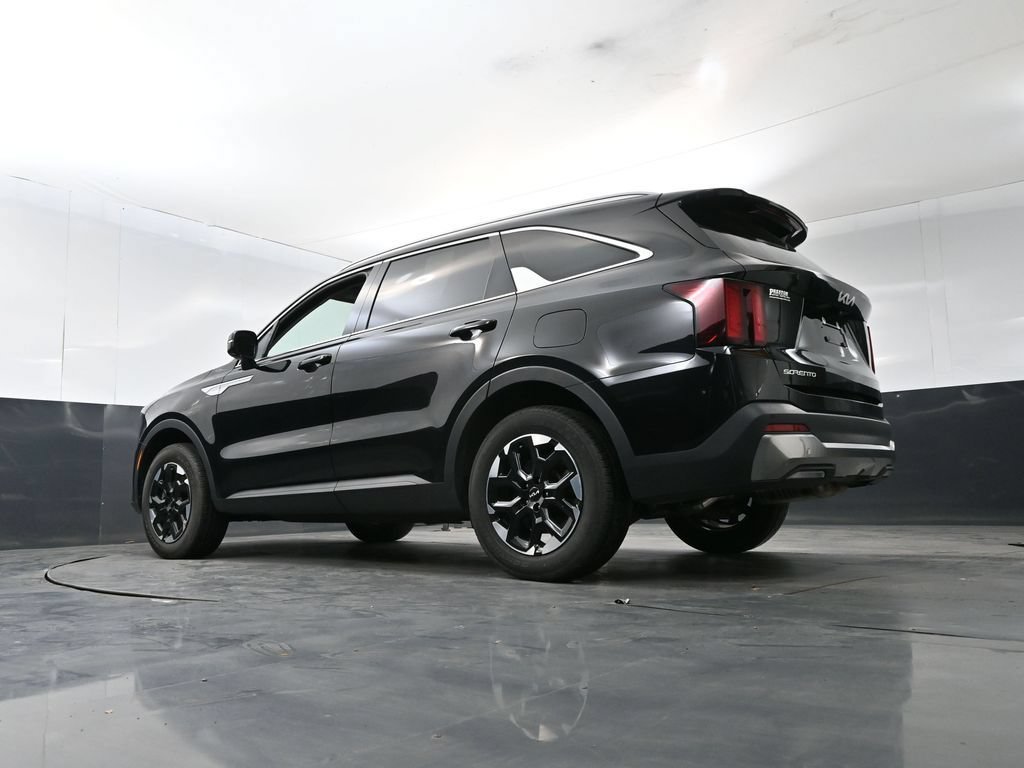 Certified 2024 Kia Sorento S AWD/4WD image 21