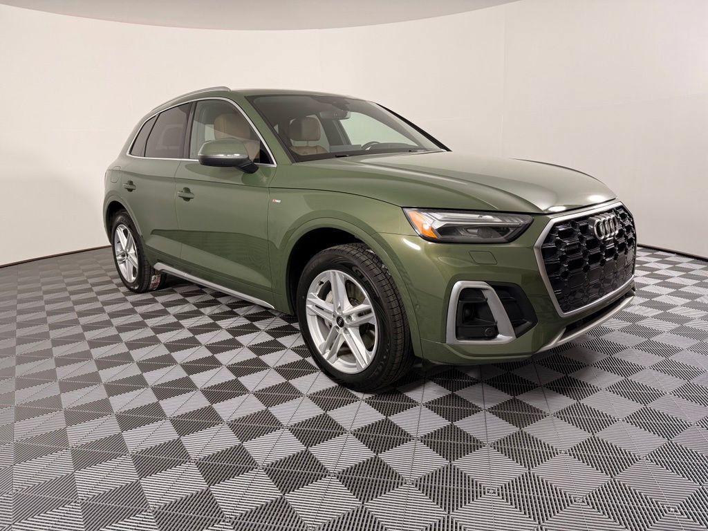 Used 2021 Audi Q5 e Prestige w/ Prestige Package AWD/4WD image 5