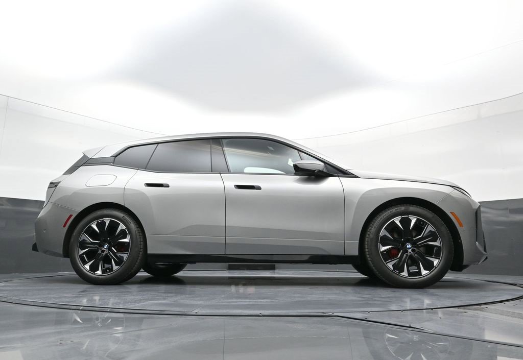 New 2026 BMW iX xDrive60 w/ M Sport Package image 24