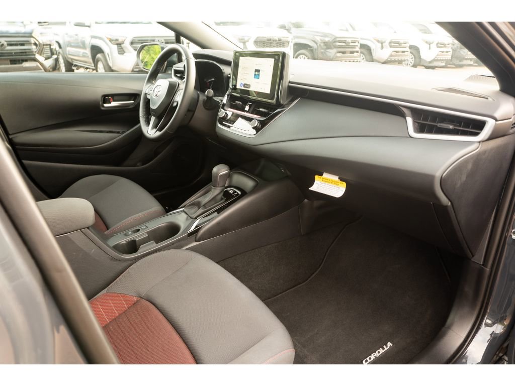 Used 2026 Toyota Corolla SE FWD image 16