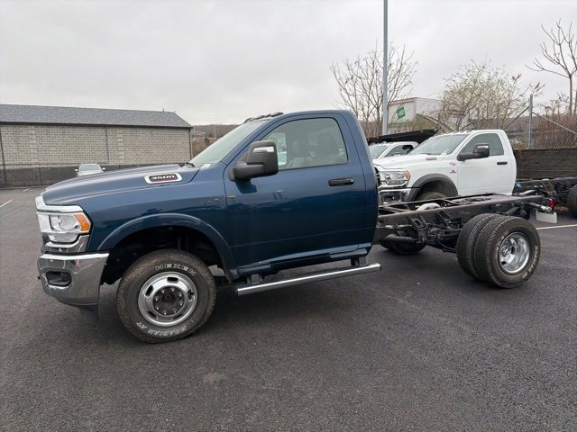 New 2024 RAM 3500 Tradesman image 5