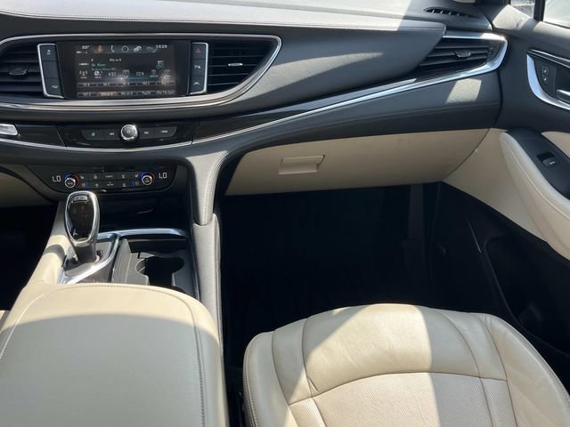 Used 2018 Buick Enclave Premium w/ Experience Buick Package FWD image 14