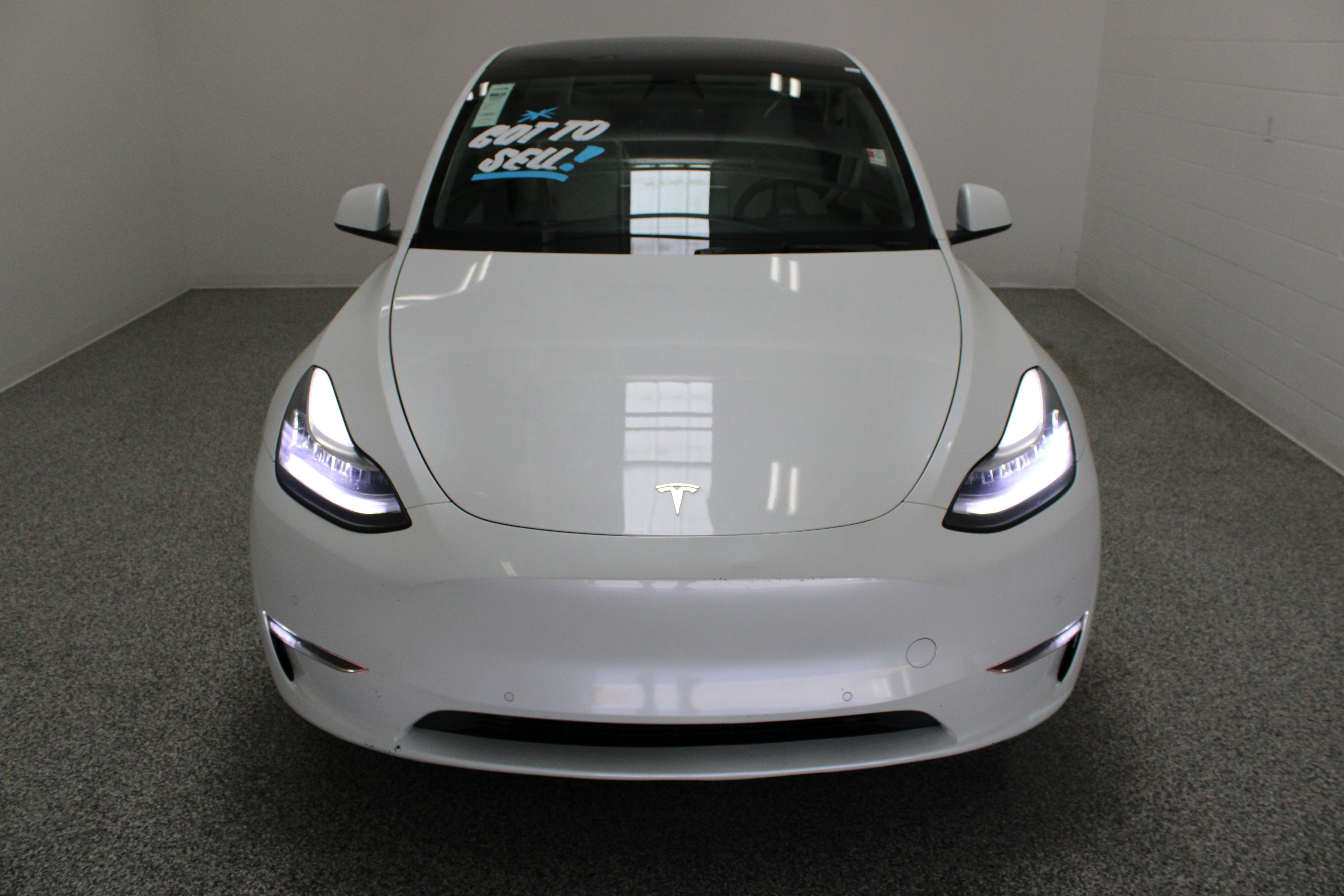 Used 2021 Tesla Model Y Long Range AWD/4WD image 3