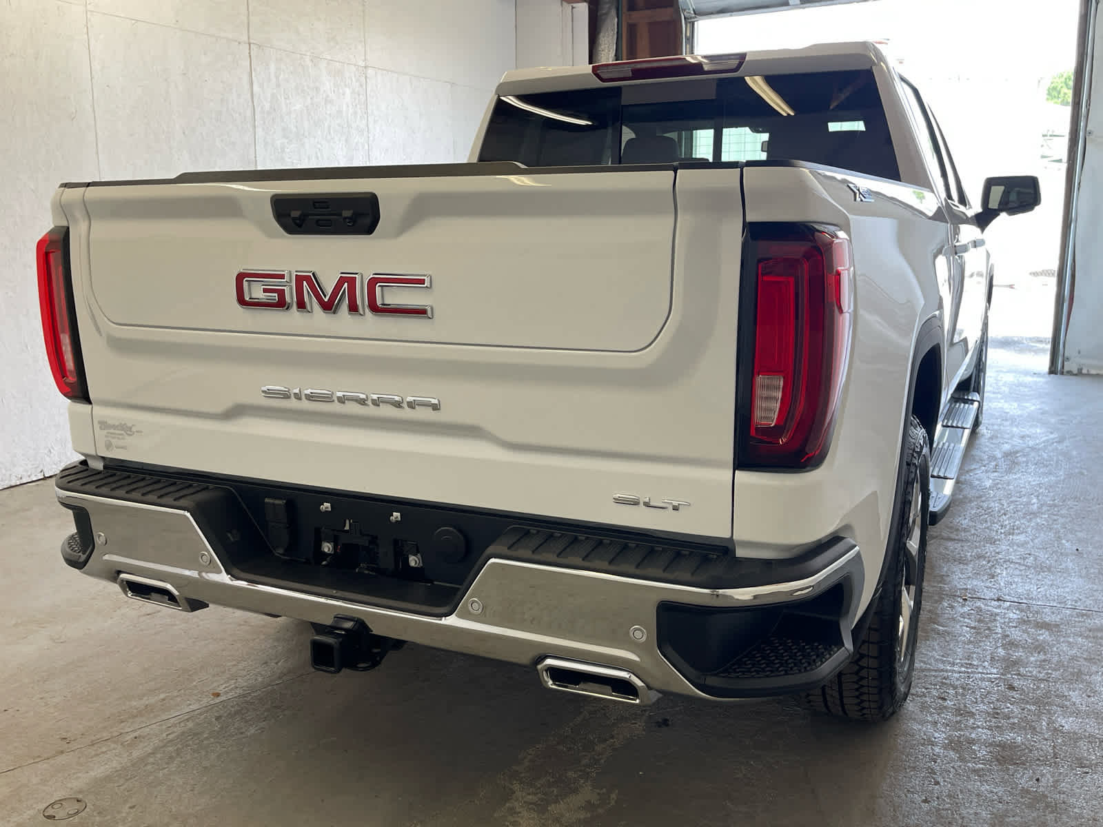 New 2026 GMC Sierra 1500 SLT w/ SLT Premium Plus Package image 5