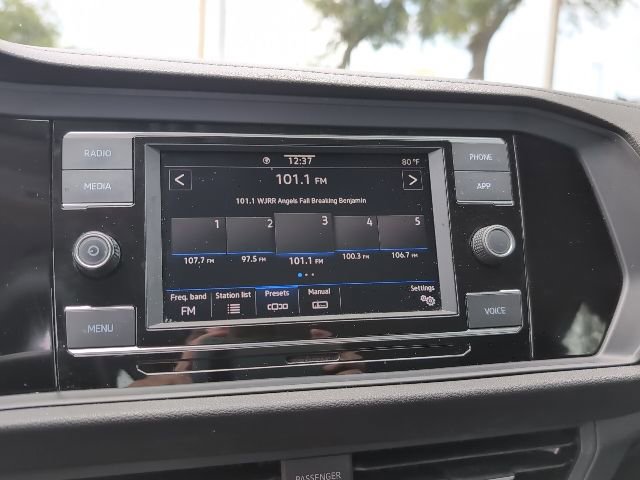 Used 2023 Volkswagen Jetta SE image 14