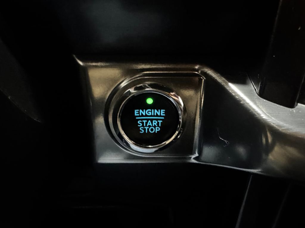 Used 2021 Ford F150 Lariat w/ Equipment Group 502A High image 47