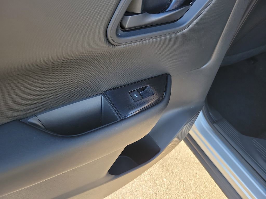 Certified 2025 Nissan Rogue S image 12