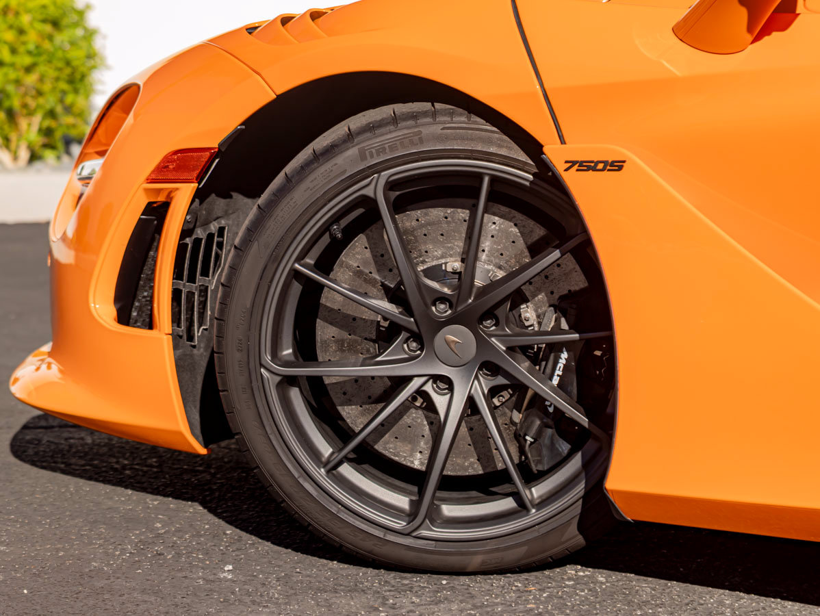 Used 2025 McLaren 750S RWD image 13