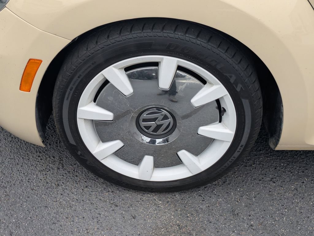 Used 2019 Volkswagen Beetle 2.0T Final Edition SEL image 12