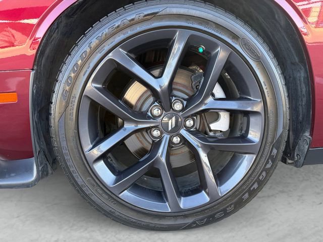 Used 2021 Dodge Challenger R/T w/ Blacktop Package image 23