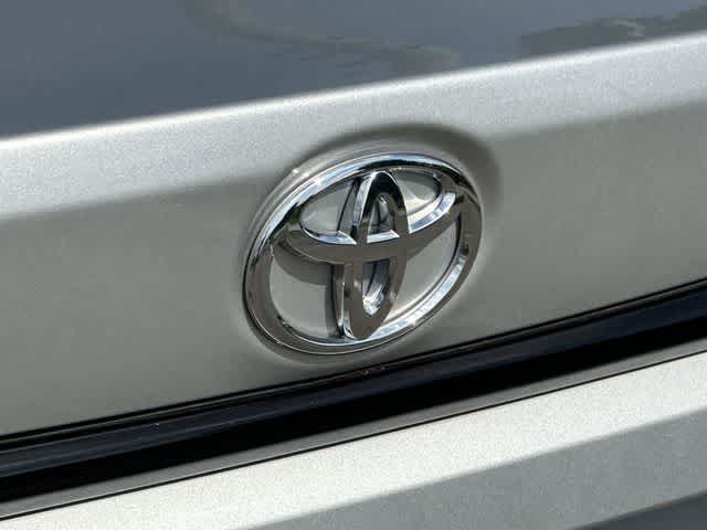 Used 2025 Toyota Corolla LE FWD image 23