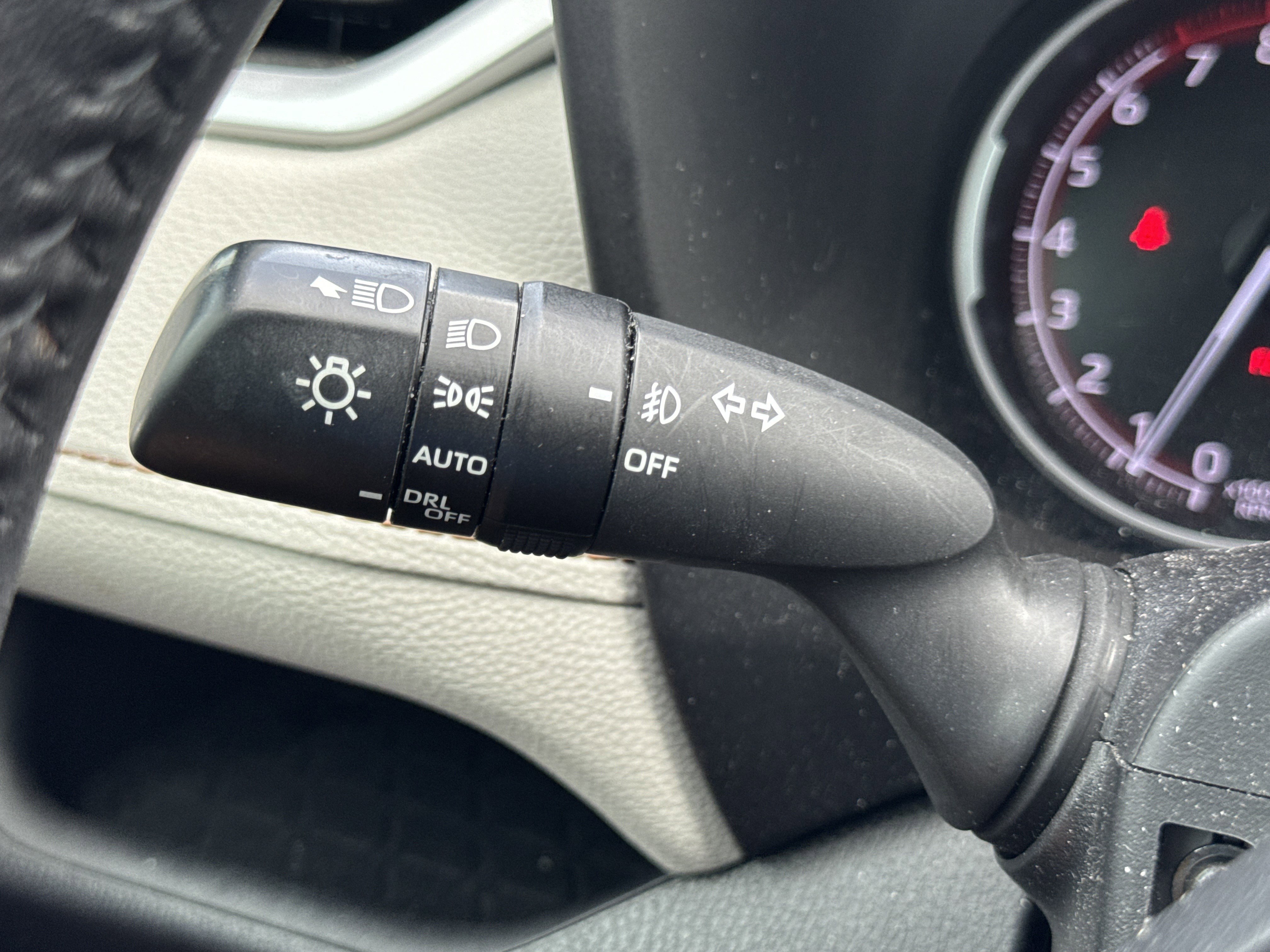 Used 2024 Toyota RAV4 XLE Premium FWD image 16