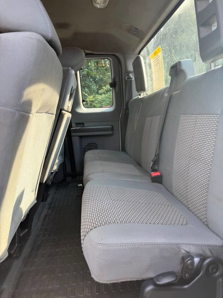 Used 2012 Ford F250 XL w/ PWR Equipment Group AWD/4WD image 11