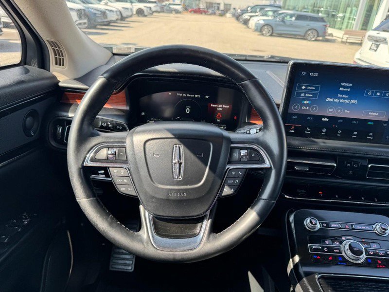 Used 2021 Lincoln Nautilus Reserve image 10