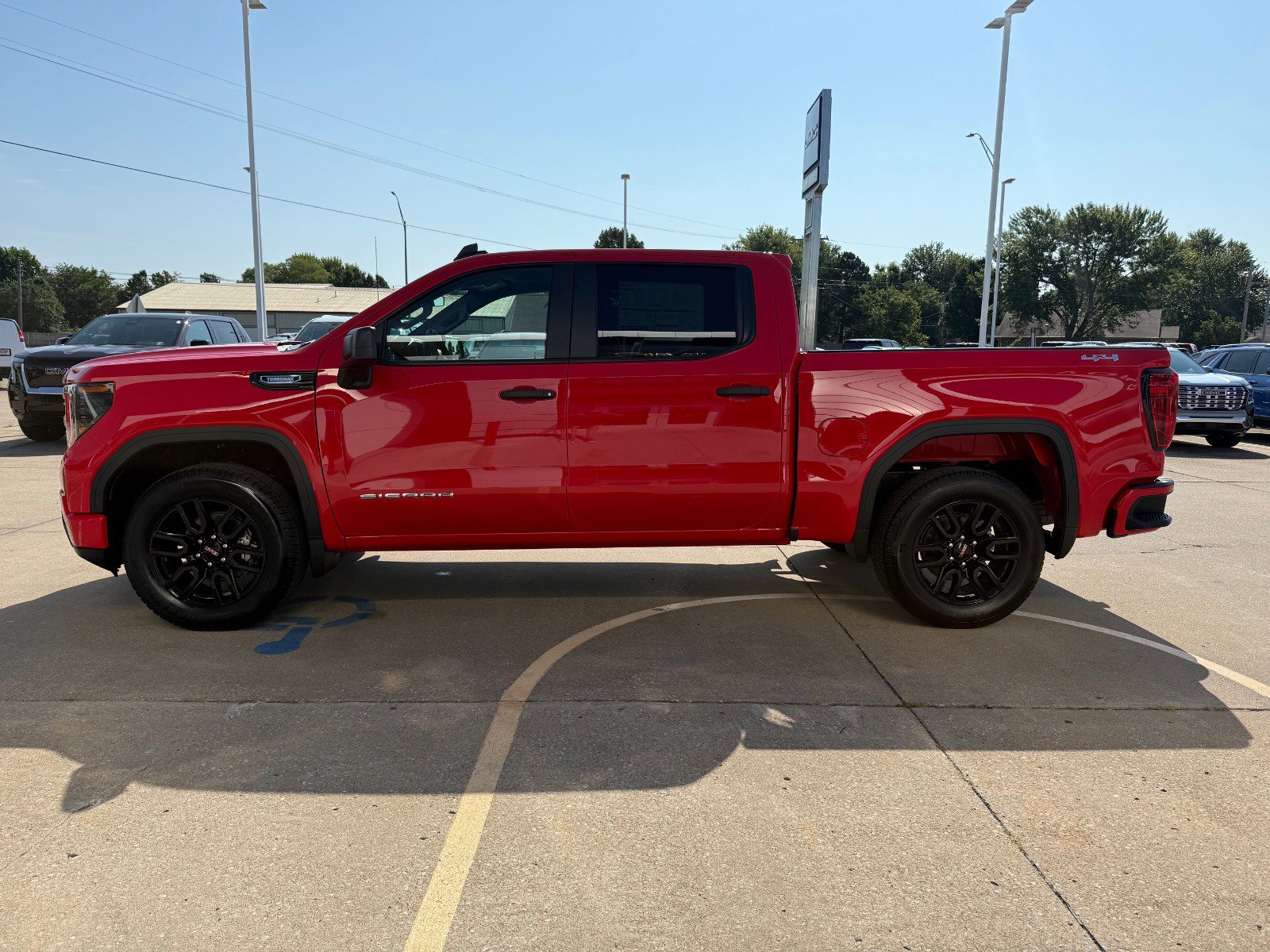 New 2026 GMC Sierra 1500 Pro w/ Graphite Edition image 6