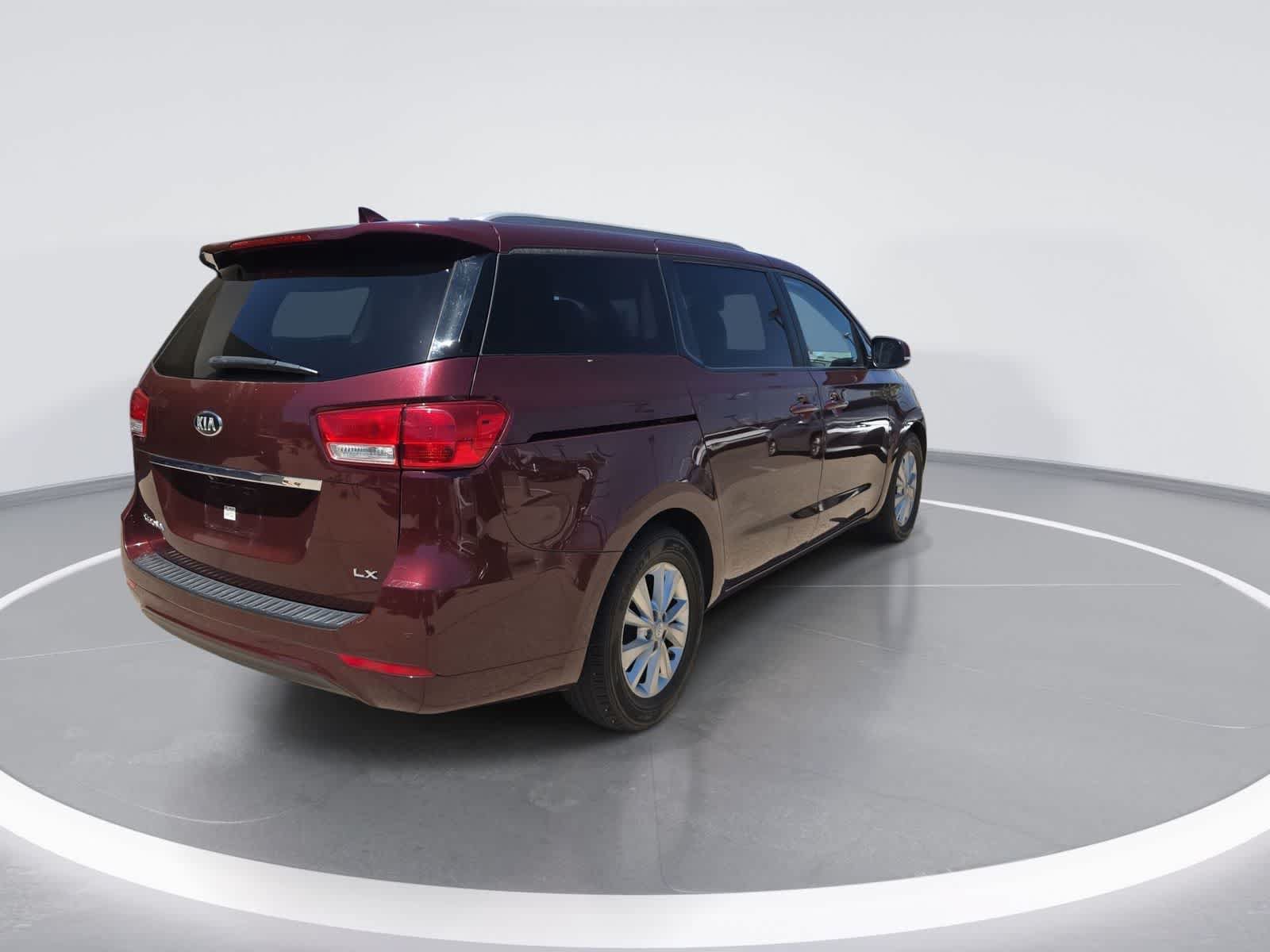 Used 2015 Kia Sedona LX w/ LX Convenience Package FWD image 8