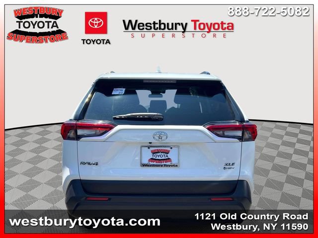 Used 2025 Toyota RAV4 XLE w/ Weather Package AWD/4WD image 6