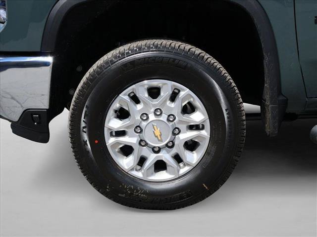 New 2026 Chevrolet Silverado 2500 LTZ w/ LTZ Premium Package AWD/4WD image 10