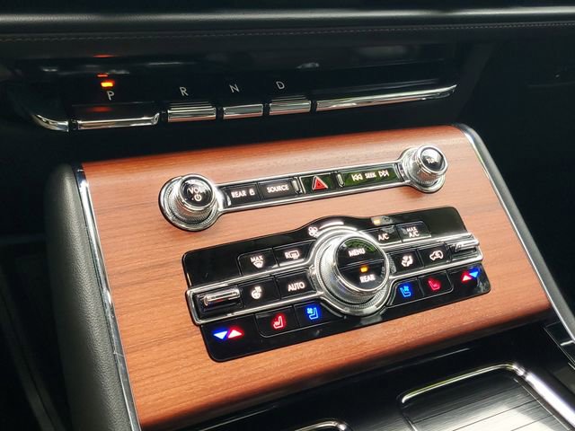 Used 2023 Lincoln Aviator Reserve w/ Equipment Group 201A image 27