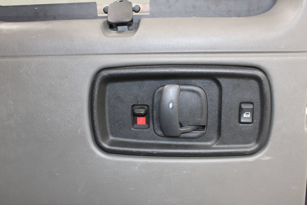 Used 2023 Chevrolet Express 3500 LS RWD image 30