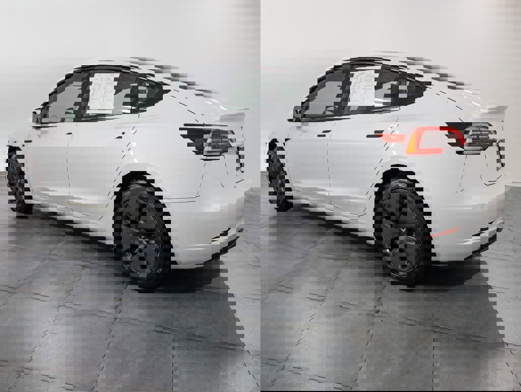 Used 2021 Tesla Model 3 Long Range image 4