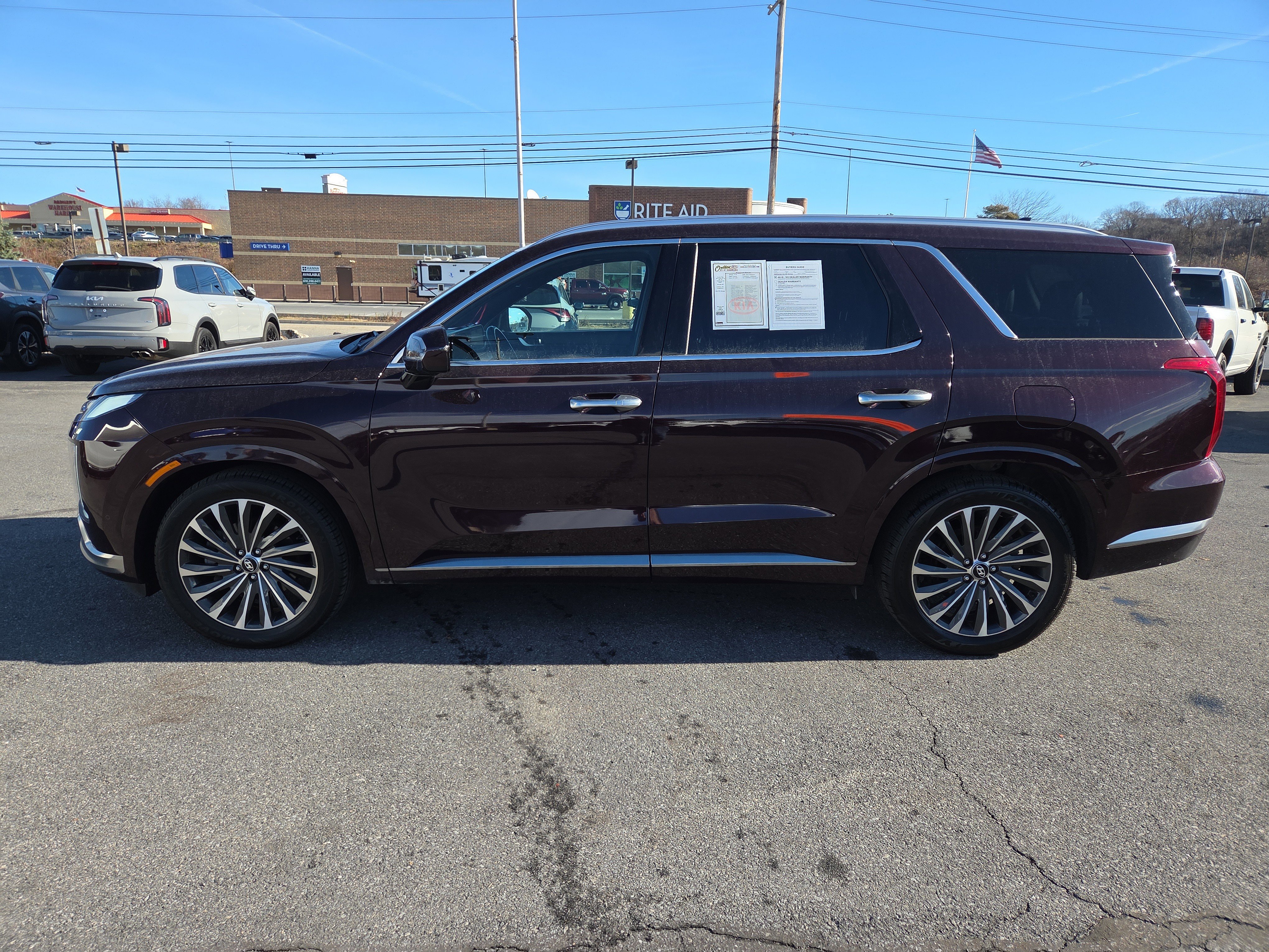 Used 2024 Hyundai Palisade Calligraphy image 7