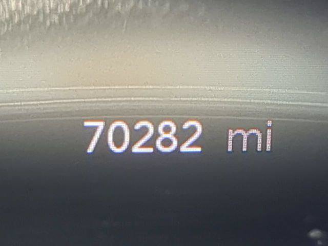 Certified 2023 Chrysler Pacifica Touring-L FWD image 35