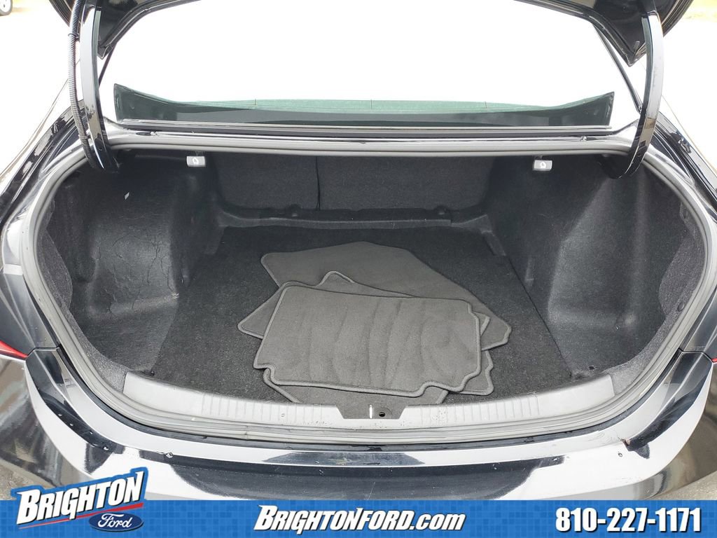 Used 2020 Chevrolet Malibu LT w/ Leather Package image 7