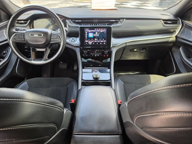 Used 2021 Jeep Grand Cherokee L Laredo RWD image 15
